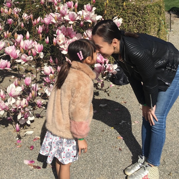 Meet your Posher, Amy - Picture 1 of 1